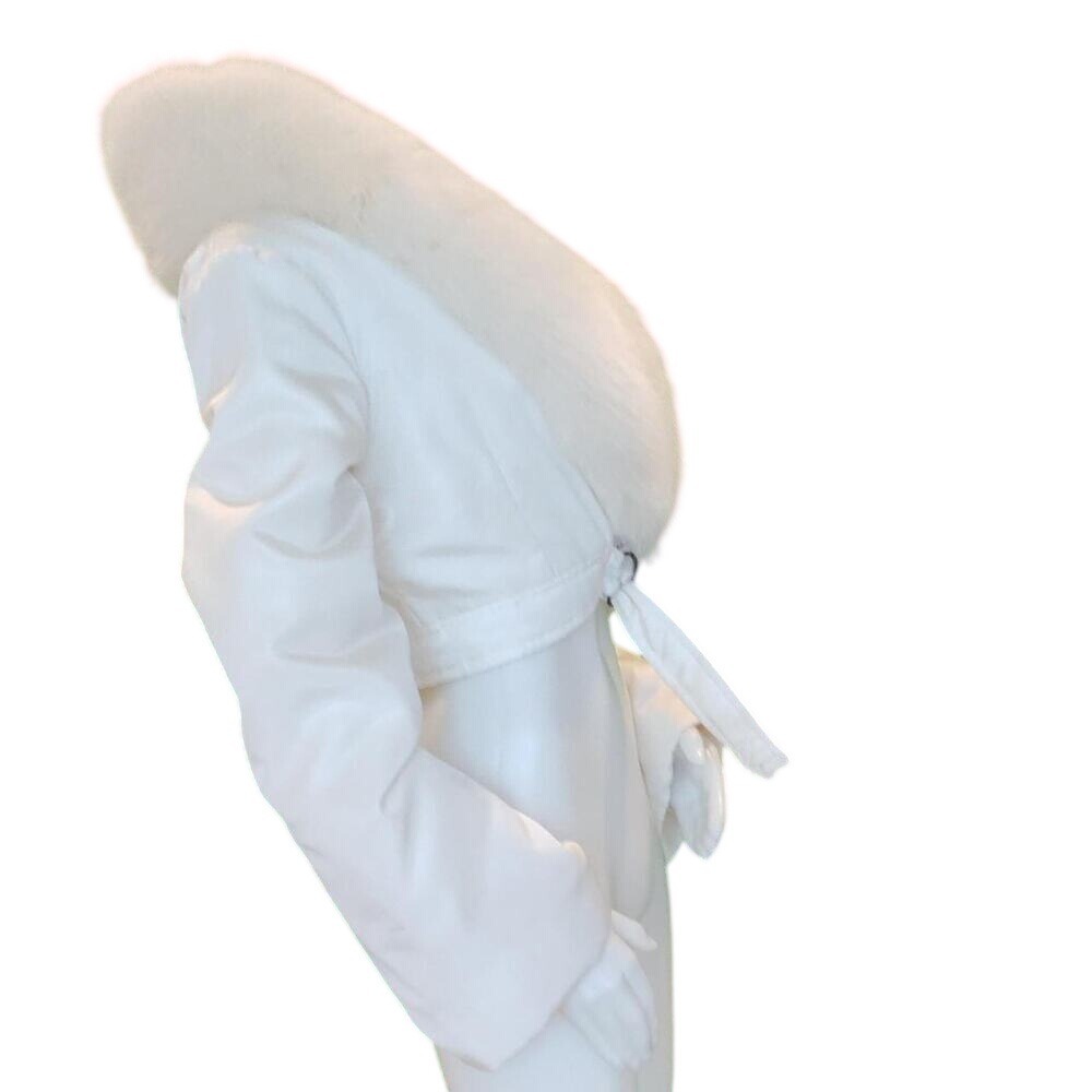 New $2450 Valentino Garavani ‎ Real Fur short white jacket/ cape - Picture 3 of 5